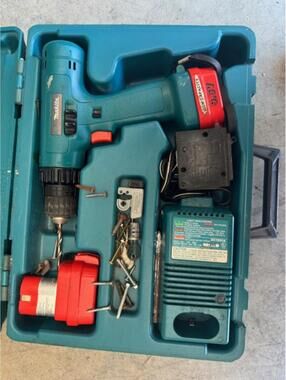 Makita Cordless Drill Set with Charger and Accessories